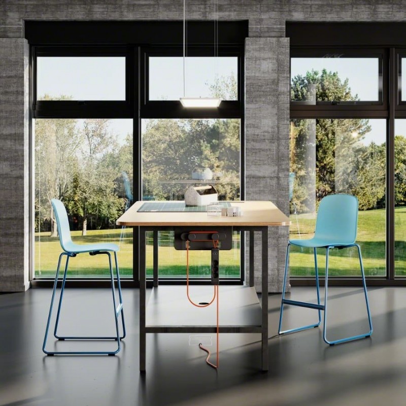 Cette image d'ambiance montre le produit dans des couleurs alternatives